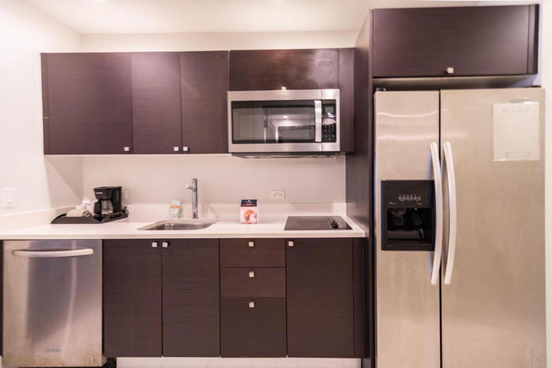 Apartamento Doral Pool 1407 By Waveproperties